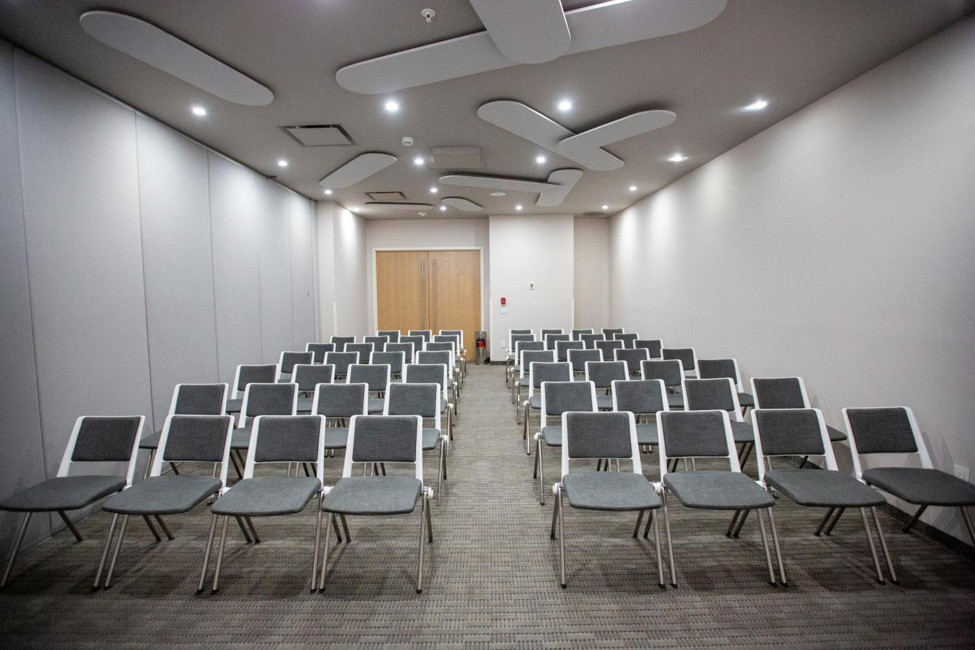 Metria Hotel León Exterior foto The lecture theatre